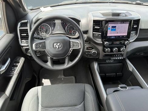 New 2026 RAM 1500 Express AWD/4WD image 27