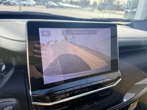 New 2026 Jeep Compass Latitude w/ Sun and Sound Group image 39