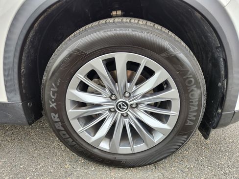 Certified 2024 MAZDA CX-90 3.3 Turbo w/ Preferred Plus AWD/4WD image 7