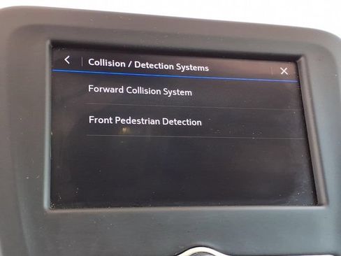 Used 2021 Chevrolet Equinox LS w/ LS Convenience Package FWD image 9