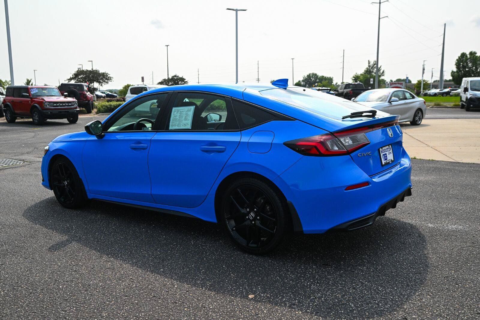 Used 2023 Honda Civic Sport image 7
