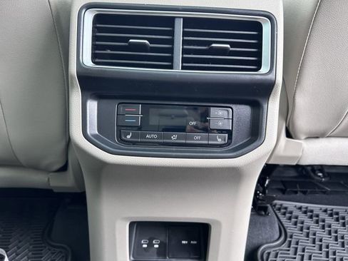 New 2026 Volkswagen Atlas SEL Premium R-Line AWD/4WD image 30