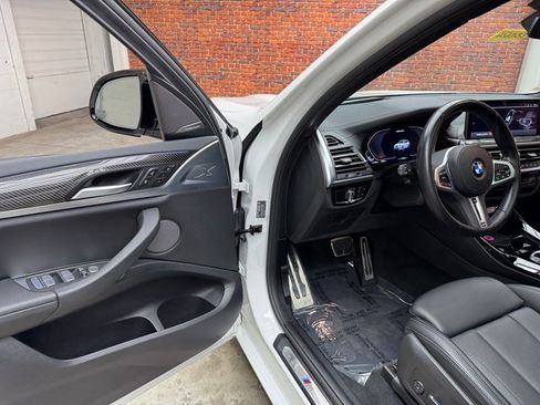 Certified 2024 BMW X3 M40i w/ Premium Package image 9