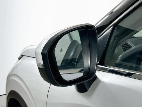 Used 2024 Mitsubishi Outlander SE Black Edition AWD/4WD image 38