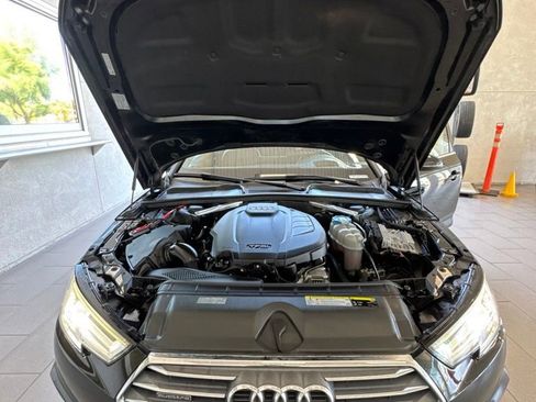 Used 2017 Audi A4 2.0T Prestige AWD/4WD image 18