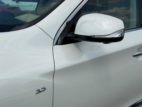 Used 2017 INFINITI QX60 Luxe w/ Deluxe Technology Package image 12