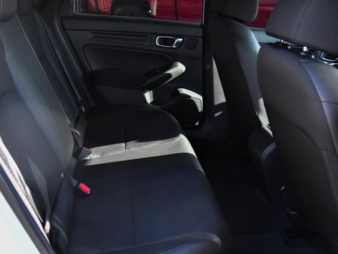 Used 2025 Honda Civic Sport image 38