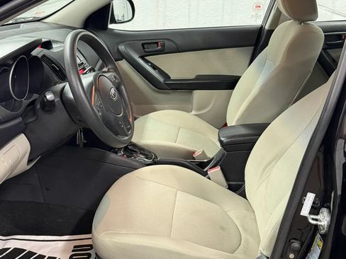 Used 2012 Kia Forte EX w/ Fuel Economy Pkg FWD image 9