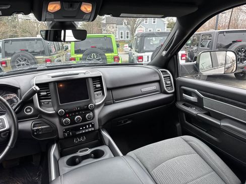 Used 2022 RAM 2500 Big Horn w/ Night Edition AWD/4WD image 30