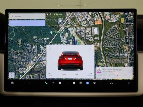 Used 2023 Tesla Model X Plaid image 27