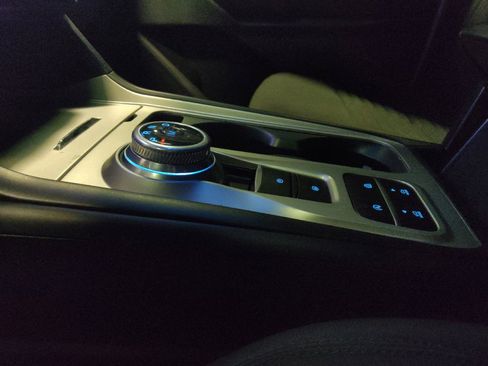 Used 2020 Ford Explorer XLT RWD image 26
