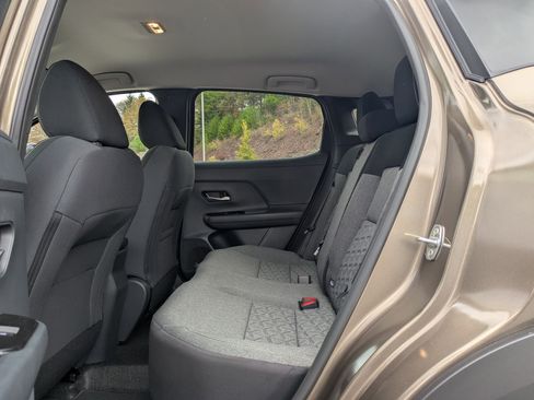 New 2026 Nissan Kicks SV w/ Cold Weather Package image 9