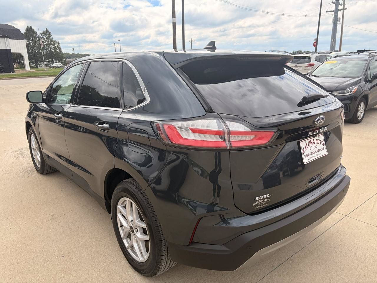Used 2023 Ford Edge SEL AWD/4WD image 7