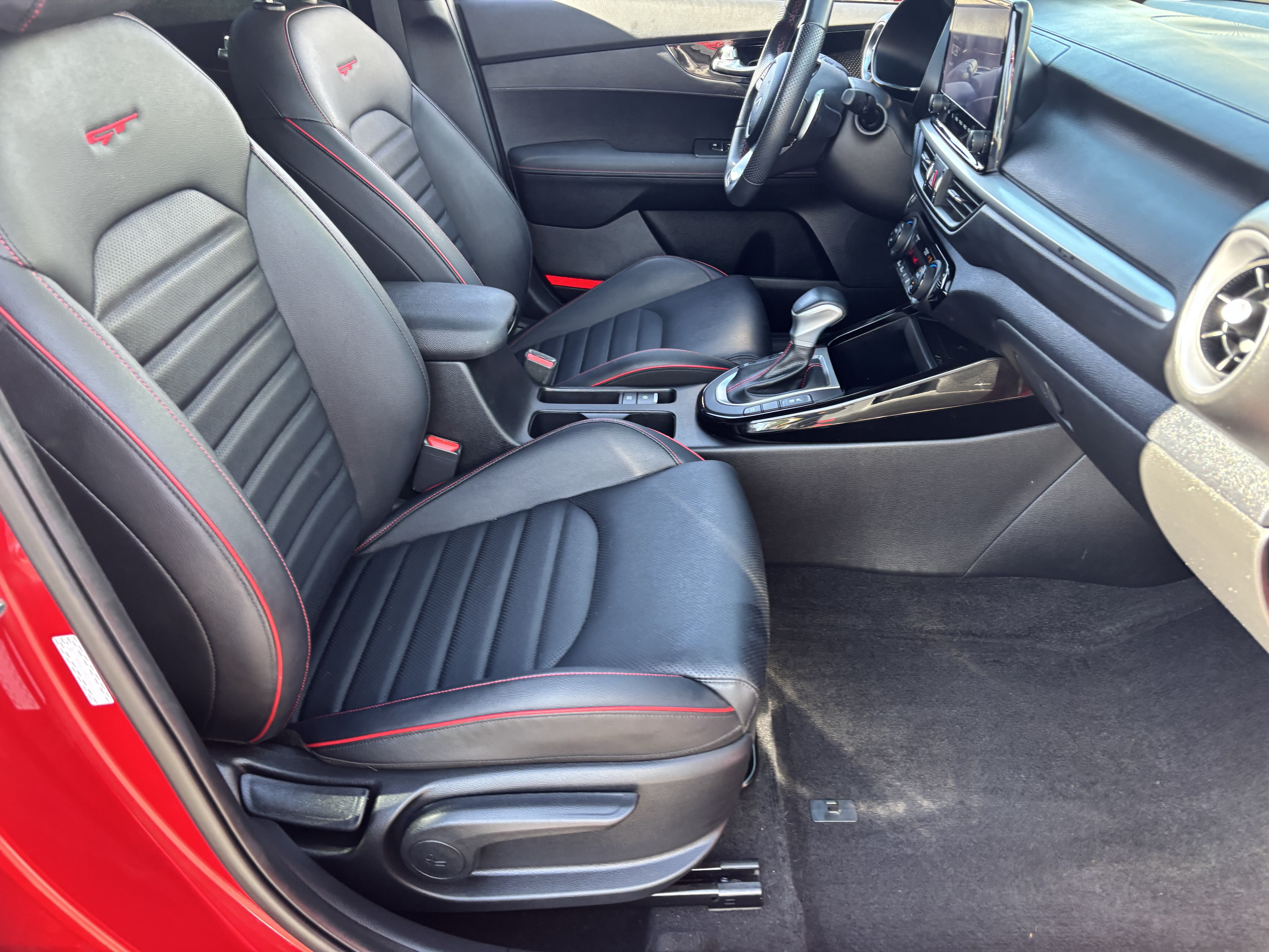 Certified 2024 Kia Forte GT w/ GT2 Package FWD image 9