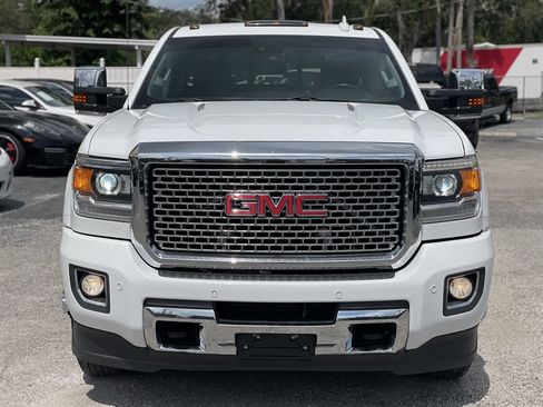Used 2016 GMC Sierra 3500 Denali w/ Duramax Plus Package image 15