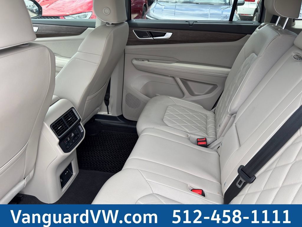 New 2025 Volkswagen Atlas SEL Premium R-Line AWD/4WD image 30