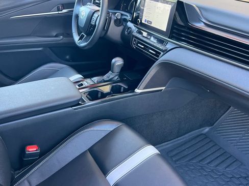 Certified 2025 Toyota Camry SE FWD image 17