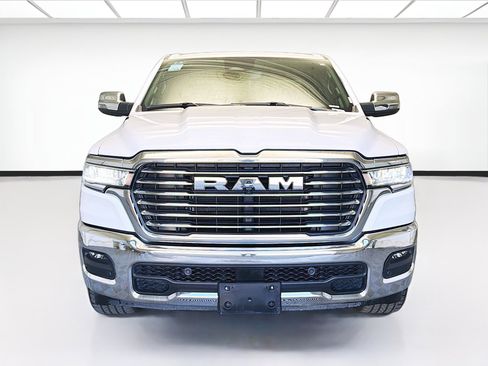 Used 2025 RAM 1500 Laramie AWD/4WD image 2
