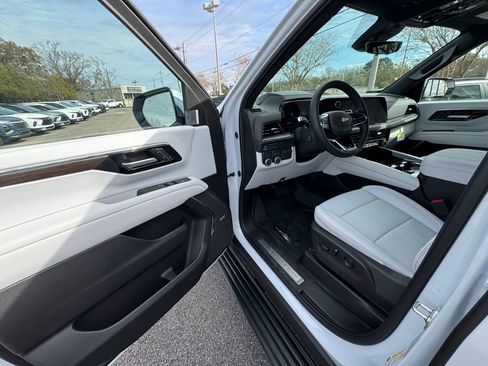 New 2026 Chevrolet Tahoe Premier image 11