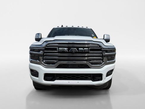 Used 2026 RAM 3500 Laramie w/ Towing Technology Group AWD/4WD image 7