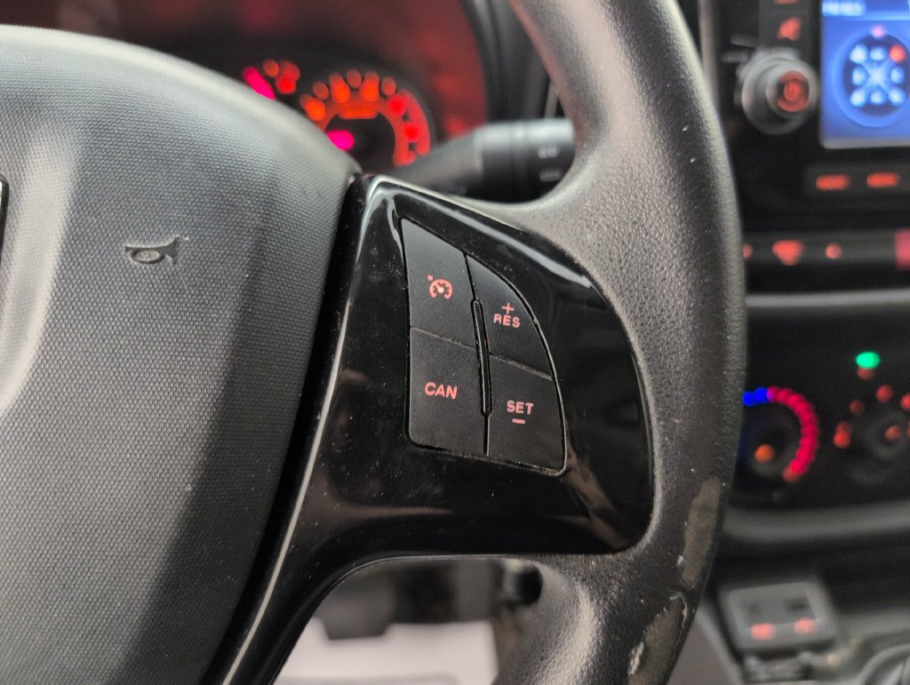 Used 2018 RAM ProMaster City Tradesman FWD image 32