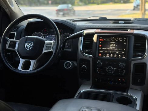 Used 2016 RAM 2500 Laramie AWD/4WD image 24