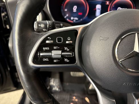 Used 2021 Mercedes-Benz GLC 300 4MATIC image 12