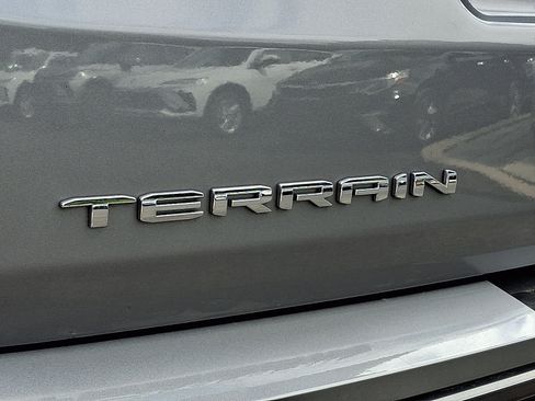 Used 2024 GMC Terrain AT4 w/ Tech Package AWD/4WD image 29