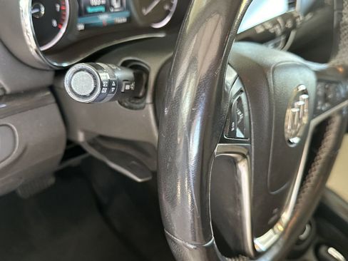 Used 2018 Buick Encore Preferred image 19