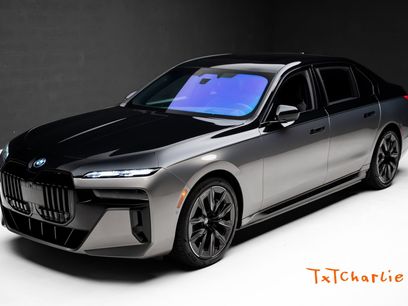 Used 2023 BMW i7 xDrive60 w/ Executive Package 2