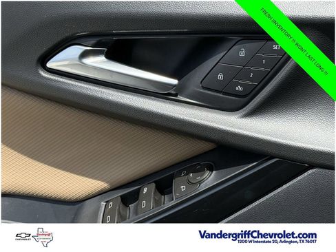 New 2026 Chevrolet Equinox ACTIV w/ Convenience Package III FWD image 19