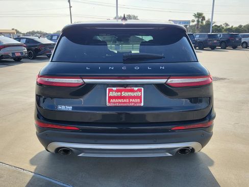 Used 2020 Lincoln Corsair Reserve w/ Rear Removable Package Tray image 4