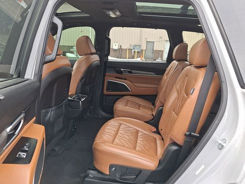 Certified 2023 Kia Telluride SX Prestige X-Line image 12