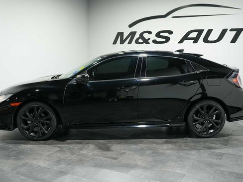 Used 2018 Honda Civic Sport image 3