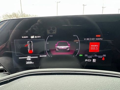 Certified 2025 Audi S6 e-tron Prestige w/ 21" Black Optic Package image 28