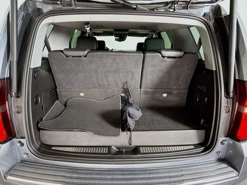 Used 2020 Chevrolet Tahoe Premier RWD image 28
