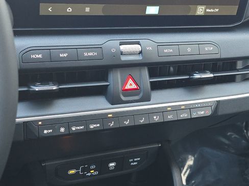 New 2026 Kia K4 LXS image 17