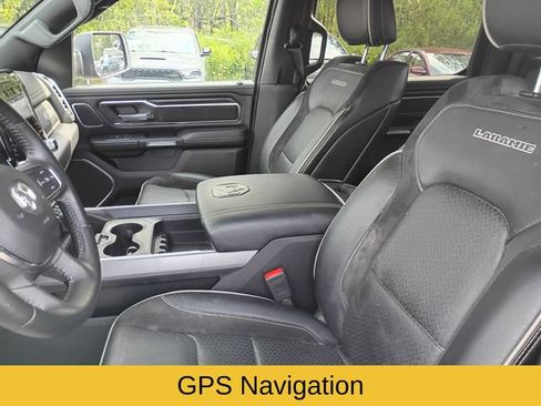 Used 2024 RAM 1500 Laramie AWD/4WD image 12