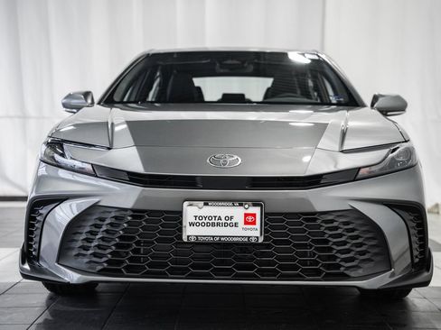 New 2026 Toyota Camry SE image 2