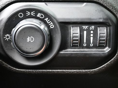 Certified 2019 Jeep Wrangler Unlimited Sport image 21