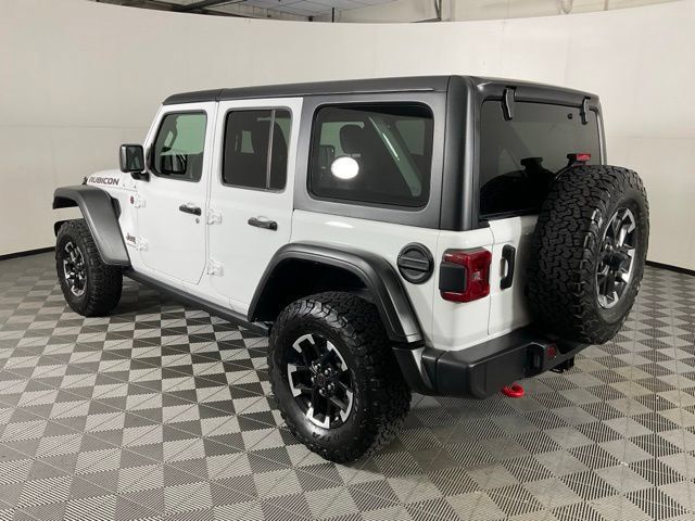 Used 2024 Jeep Wrangler Unlimited Rubicon w/ Technology Group AWD/4WD image 4