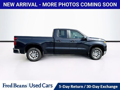 Used 2023 Chevrolet Silverado 1500 LT AWD/4WD image 9