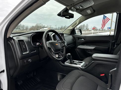 Used 2021 Chevrolet Colorado LT w/ Fleet Safety Package image 9