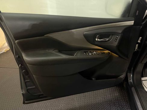 Used 2018 Nissan Murano Platinum image 20
