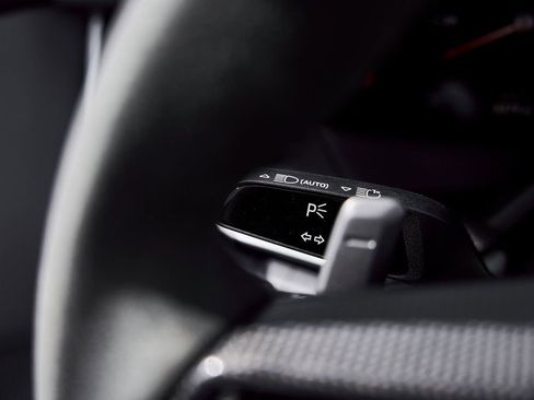 Used 2025 Porsche 911 Turbo S image 51