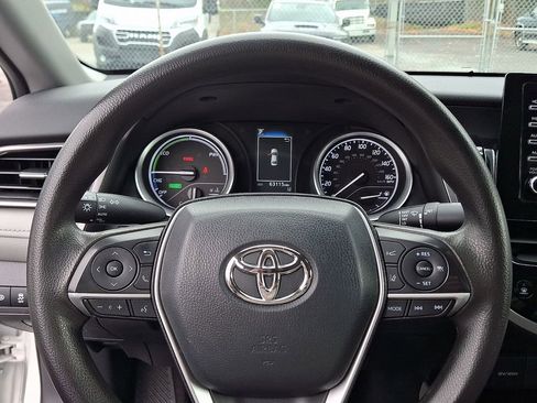 Used 2022 Toyota Camry LE image 18