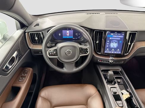 Certified 2023 Volvo XC60 B5 Plus w/ Protection Package Premier FWD image 21