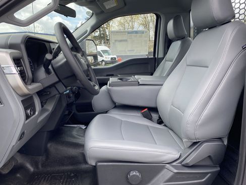 New 2025 Ford F450 XL w/ XL Chrome Package image 11