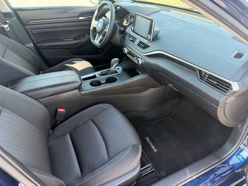 Used 2020 Nissan Altima 2.5 S FWD image 14