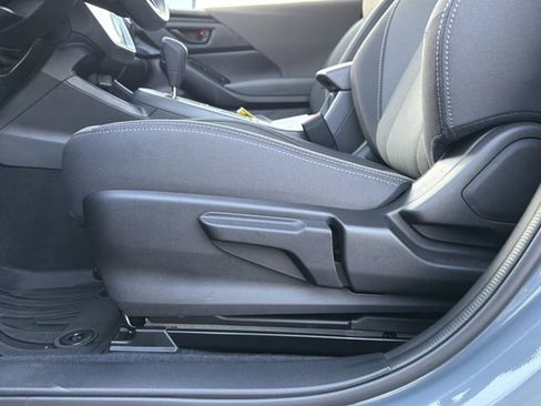 Used 2025 Subaru Crosstrek 2.0i Premium image 23